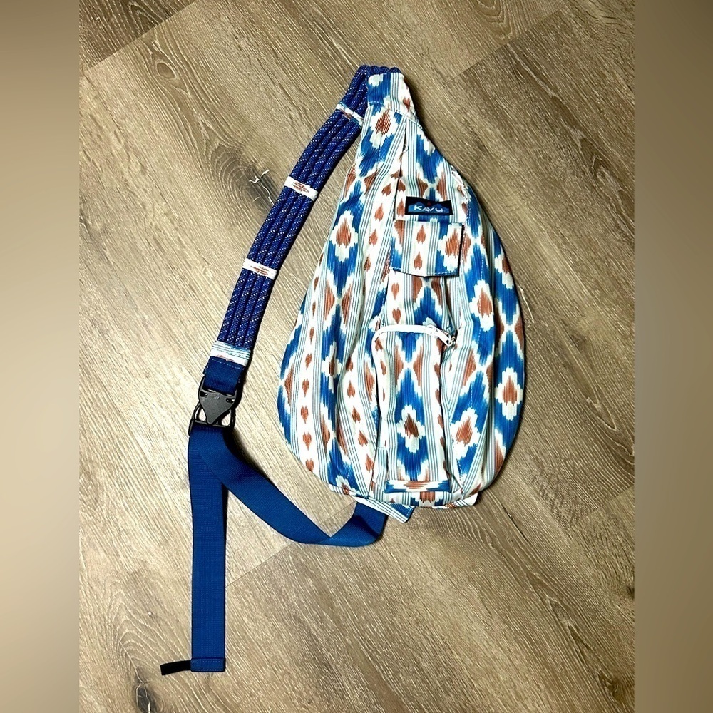 KAVU Original Rope Sling Bag Polyester
Crossbody Backpack River Ikat